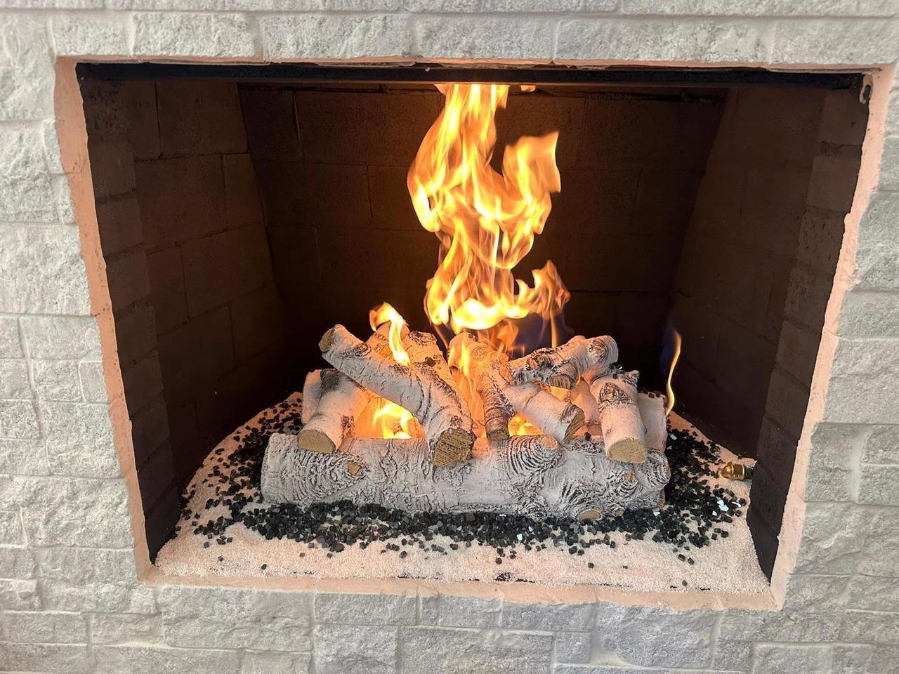 Gas log system